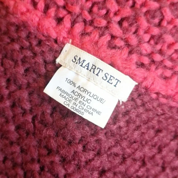 Smart Set Deep Red Knit Scarf - Picture 4 of 4